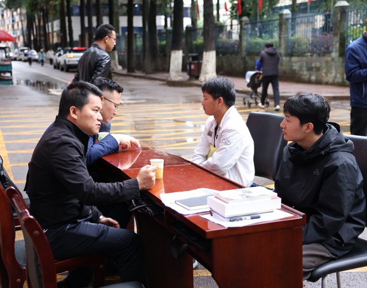 yp街机_(中国)集团集团开展“民法典护航绿色产业”现场释法活动